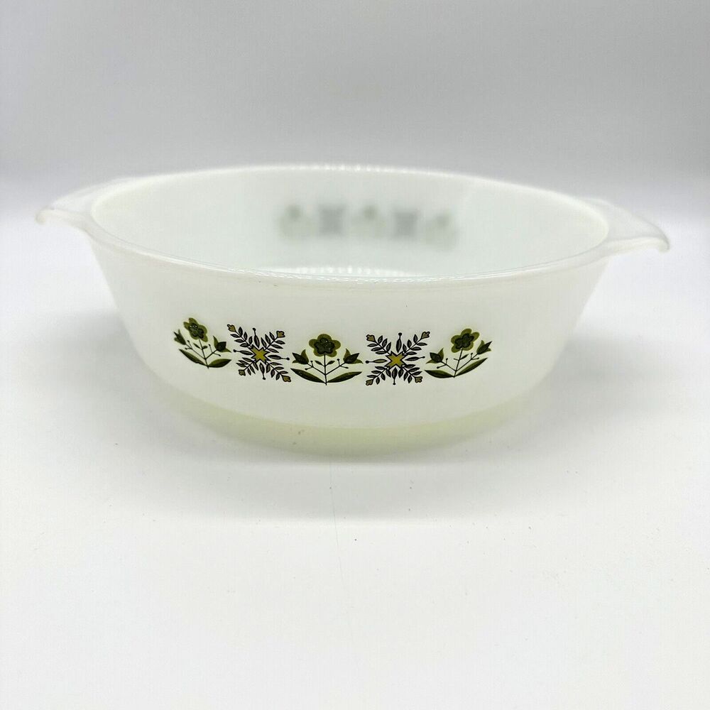Fire-King Anchor Hocking Meadow Green/White 1.5 qt Casserole Baking Dish 437